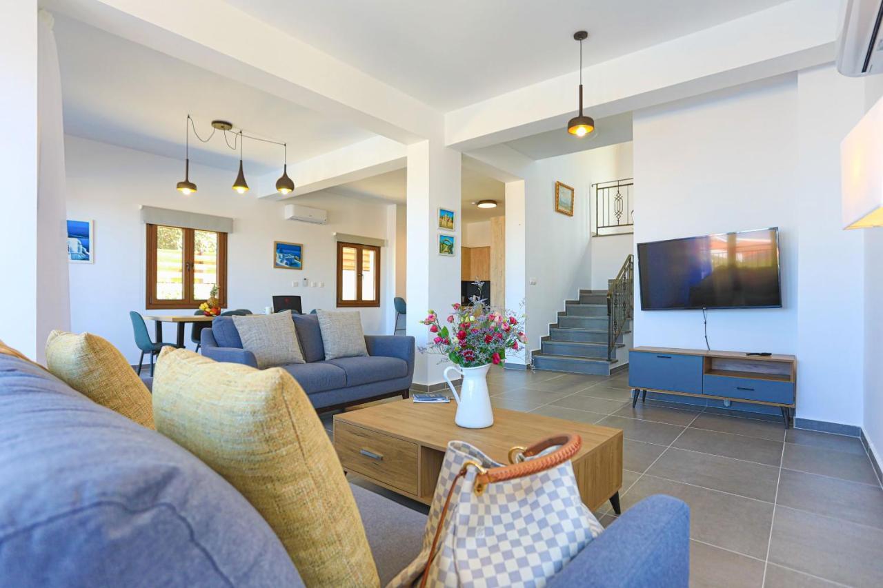 Salina Villa *